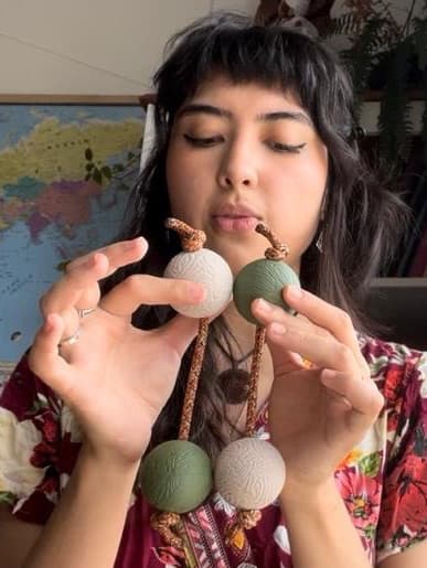 Aula 1 - Adaptação do Instrumento. Primeiros passos: como adaptar a corda para que ela tenha o tamanho ideal para você.