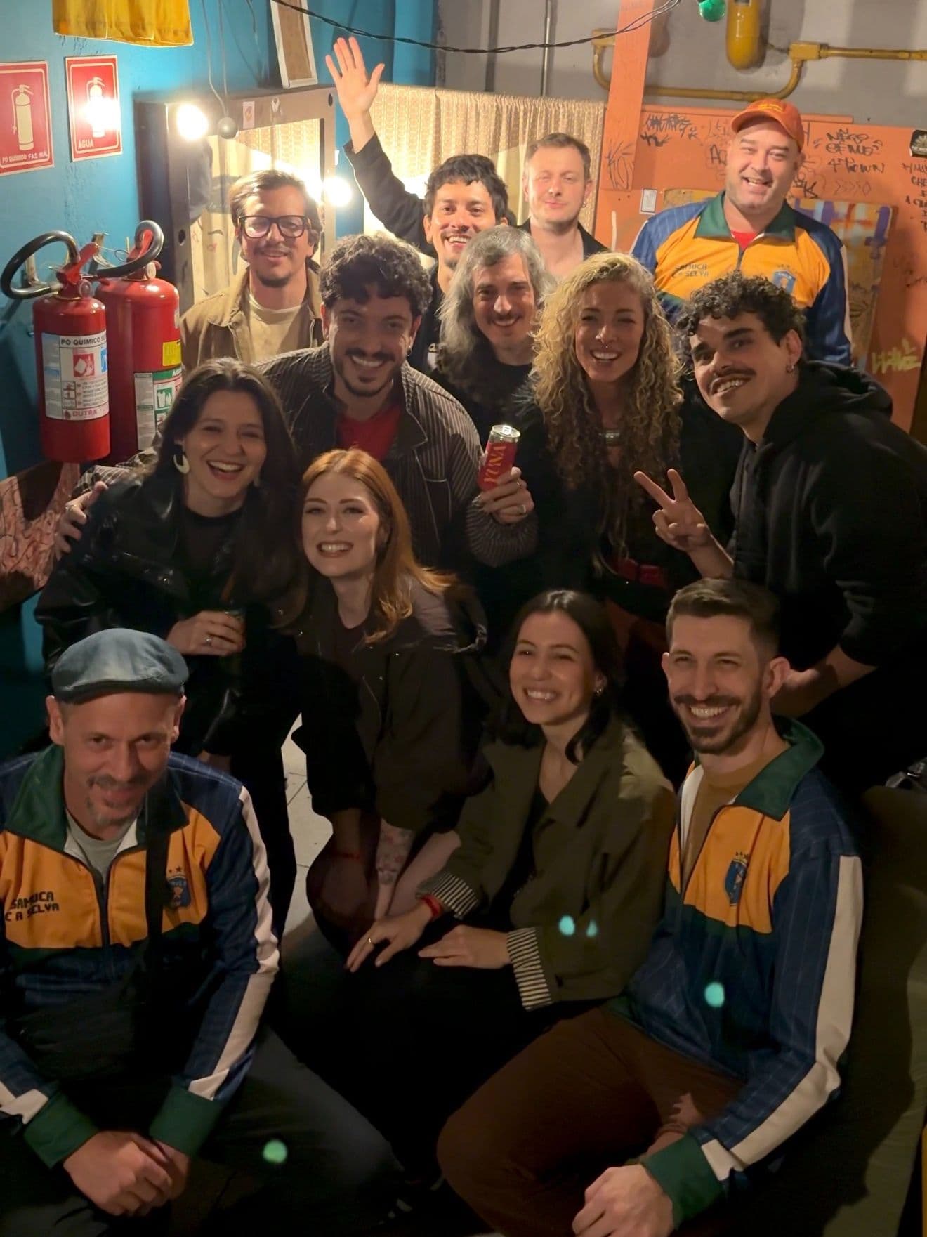 E esse encontro, hein!? Foi lindo demais esse Meet & Greet pré show em São Paulo! Ficar mais pertinho dos nossos fãs, trocar ideia, autografos, fotos e momentos que marcaram também pra gente! 
Foi lindo! Já queremos mais!