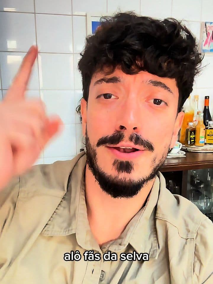 E a quem diga que se bater esses 100k a gente libera uma novidade especial e quentinha por aqui, hein?!